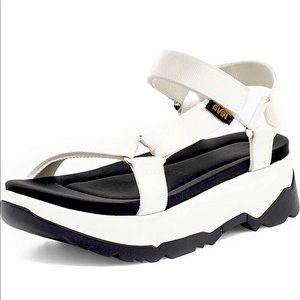 Teva platform Jadito White sz 7 white/ black